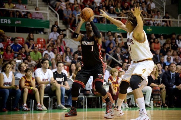 球员前行的 球员前行的