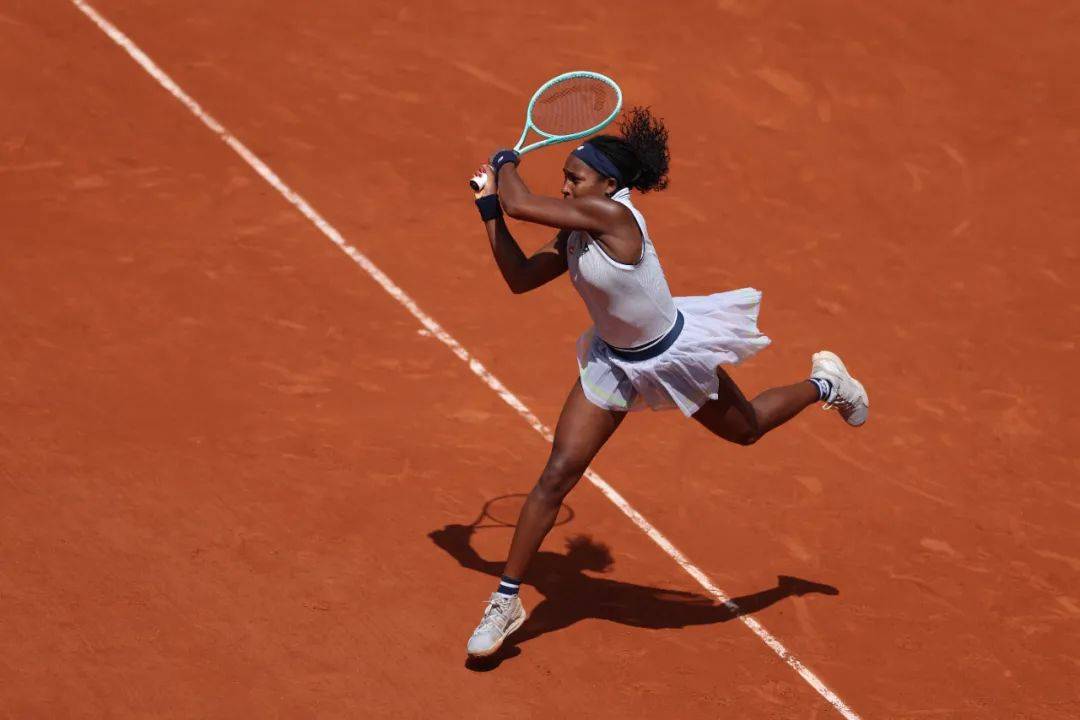 她再次站在 她再次站在