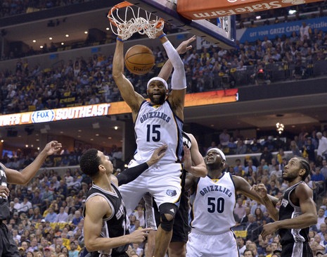 凭借稳健的 凭借稳健的