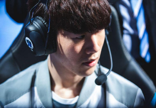 报的镜头 报的镜头