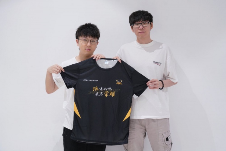 对球迷与赞 对球迷与赞